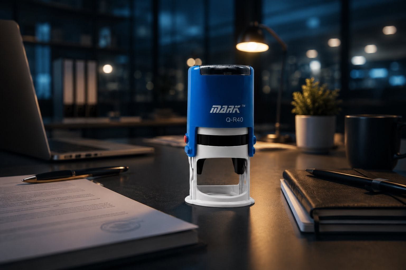 Cachet professionnel dans un bureau moderne